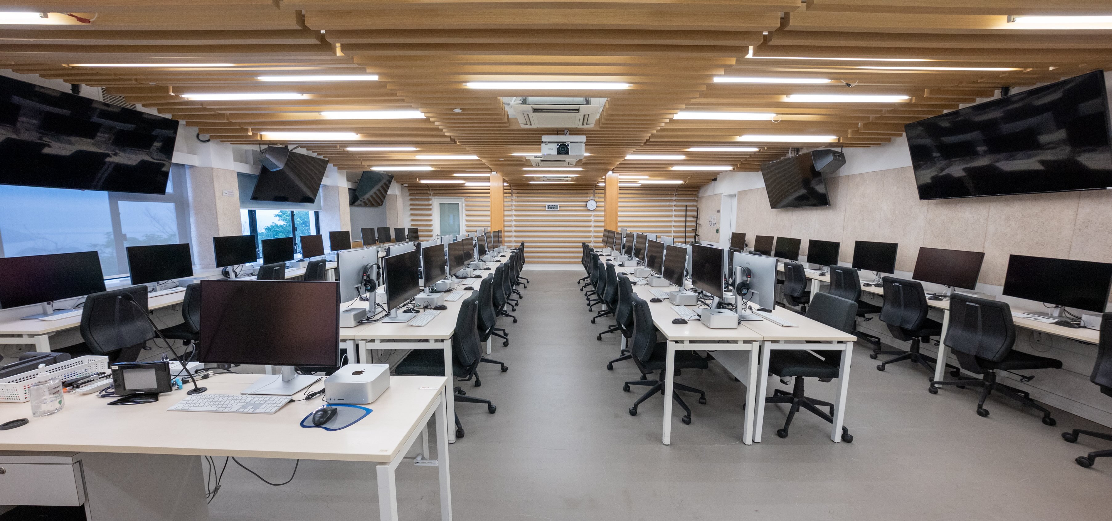The Chinese University of Hong Kong Computer Lab